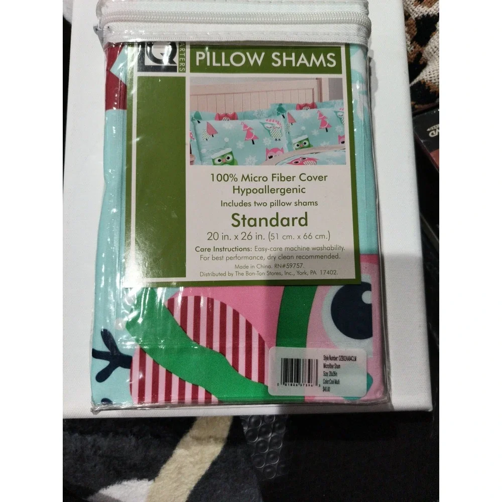 Living Quarters 2 Pillow Shams Cool Multi Standard NIP 20x26